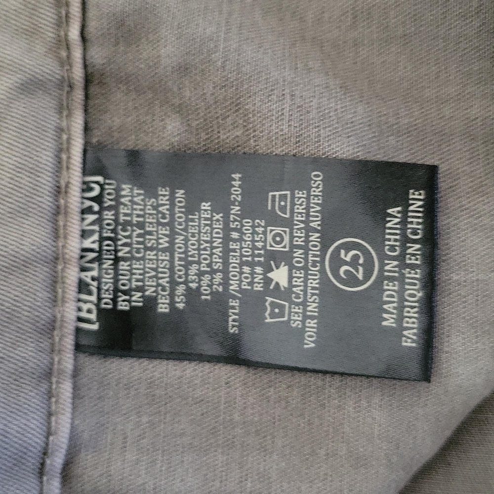 Blank‎ NYC skinny jeans in gray green with zipper hardware 25 - Picture 4 of 8